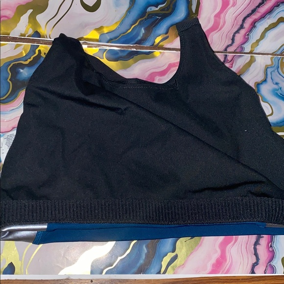 Nike Black and Blue Sports Top with Silver Highlights - Picture 8 of 8